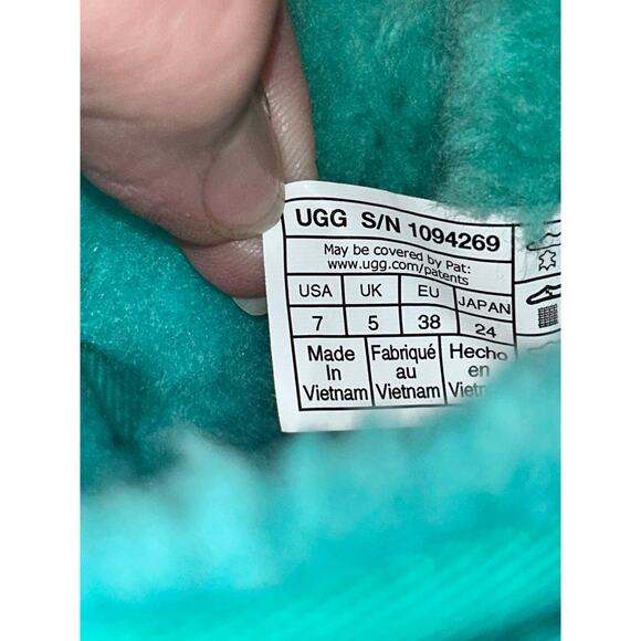 UGG Women’s Neumel Chukka Boots Size 7 – Green Suede Lace-Up Ankle Boot NWOB - Picture 8 of 10